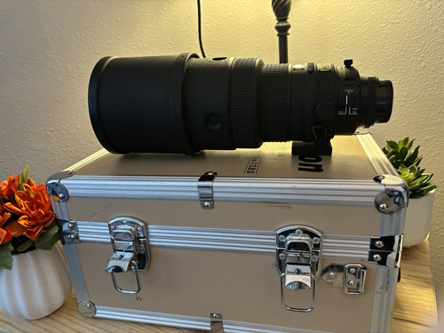 Nikon nikkor 300mm 8 ed - af, f/2.8